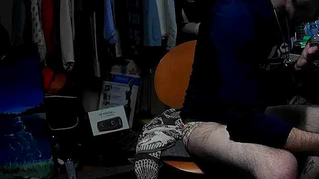 Snapshot of smokee_parT903 chatting on 10-31-25, 10:00 smokee parT903 online show from 10-31-25, 10:00