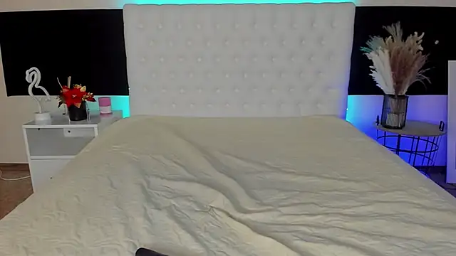 KristiVegass online show from 03-08-25, 10:00