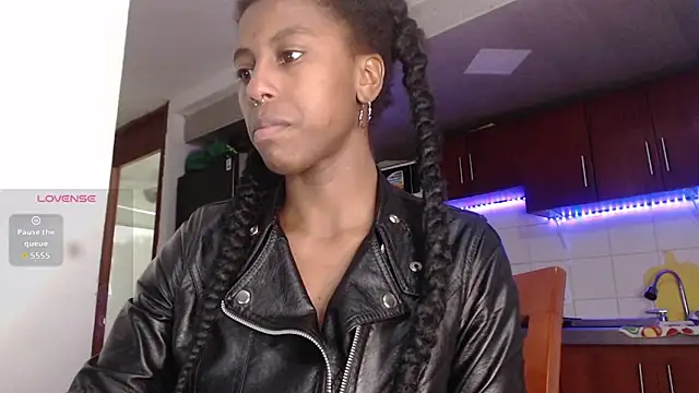 CoccoBele69 online show from 11-04-25, 12:43