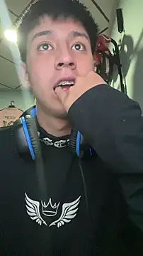 Stiven 017 online show from 02-03-26, 01:37