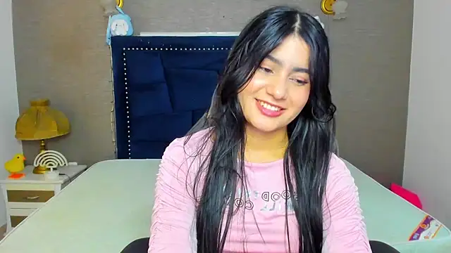 MaiteFlores online show from 05-21-26, 02:13