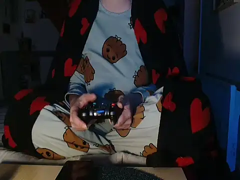 Lauzo21 online show from 01-19-26, 06:39