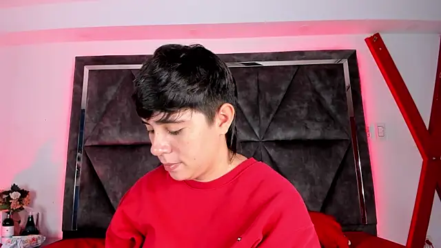 AbbySmiitth  online show from 12-02-25, 07:20