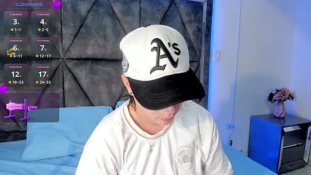 AbbySmiitth  online show from 06-19-26, 09:29
