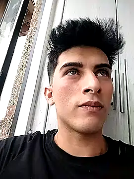 Snapshot of MrWilliseo chatting on 02-12-26, 07:42 MrWilliseo online show from 02-12-26, 07:42