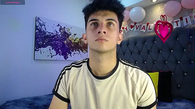 Snapshot of MrWilliseo chatting on 02-15-26, 07:43 MrWilliseo online show from 02-15-26, 07:43