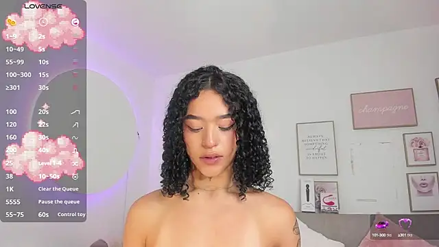 Crystal Dluna online show from 03-04-25, 03:37