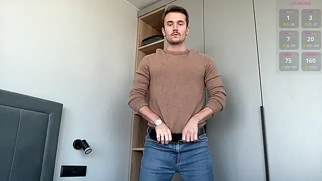 cute mark online show from 09-30-25, 09:36