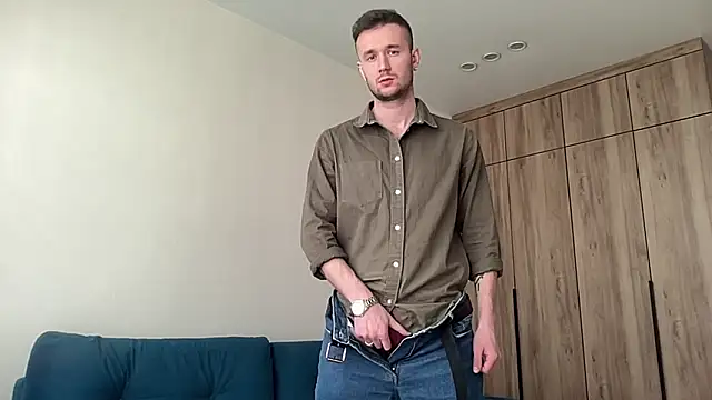 cute mark online show from 05-05-26, 06:43
