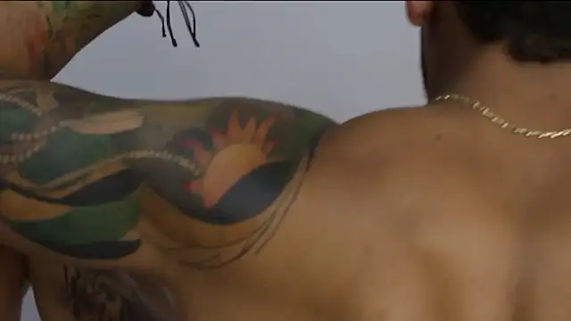 Snapshot of Maximo_Marcelo chatting on 10-15-25, 07:03 Maximo Marcelo online show from 10-15-25, 07:03