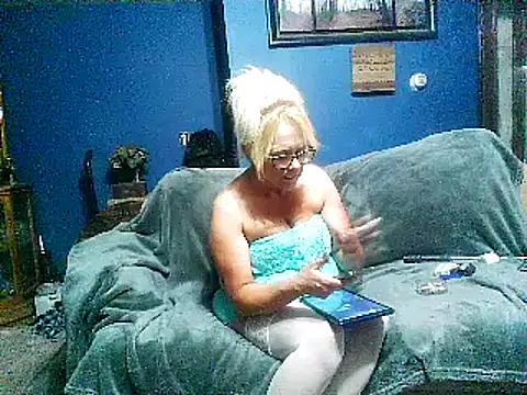 letsgetdirty1981 online show from 12-07-24, 01:40