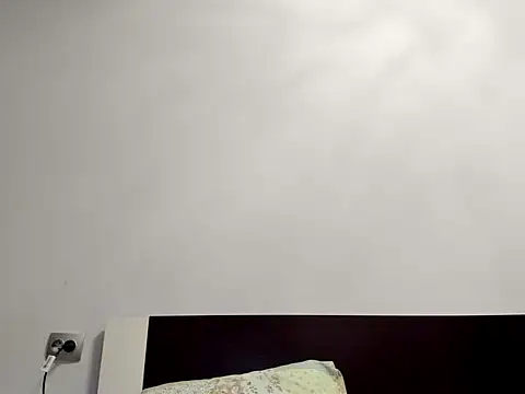 ElektraShine29 online show from 02-22-25, 05:13