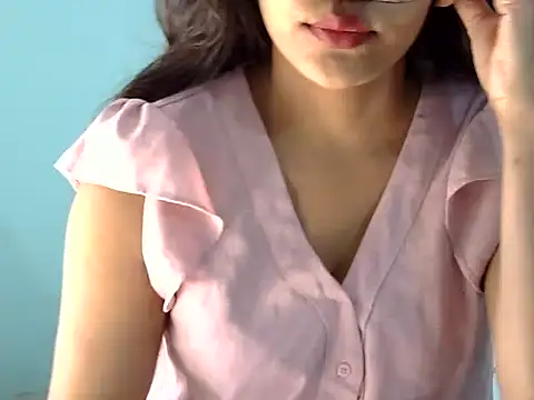 Snapshot of Nehasingh2024 chatting on 11-11-25, 08:03 Nehasingh2024 online show from 11-11-25, 08:03