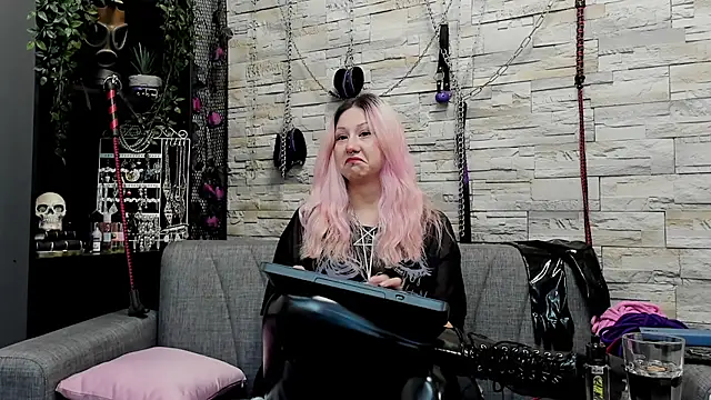 CruelMistress online show from 03-19-25, 02:27