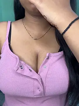 Ishaani 0 online show from 06-14-26, 10:12