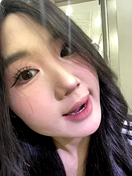 xyebobs online show from 12-02-25, 02:01