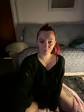 Snapshot of Stoner_BarbieXX chatting on 01-02-25, 10:22 Stoner BarbieXX online show from 01-02-25, 10:22