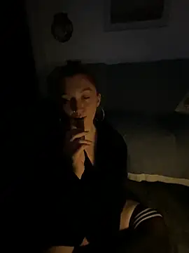 Stoner BarbieXX online show from 12-19-25, 11:01