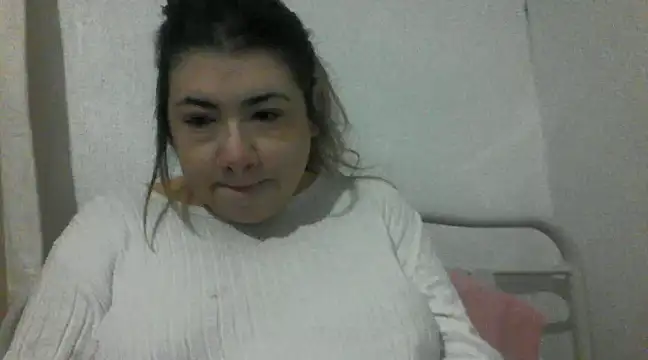 CamilaCherryX online show from 01-14-25, 01:47