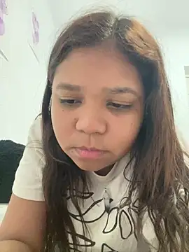 Amaia Nomi online show from 09-15-25, 09:59