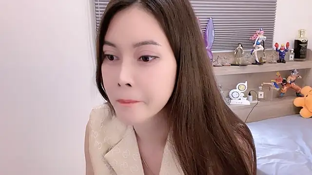 Snapshot of Zozo_qq chatting on 10-23-25, 01:10 Zozo qq online show from 10-23-25, 01:10