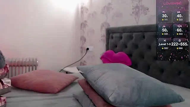  Sexy-Mia  online show from 03-19-25, 07:17