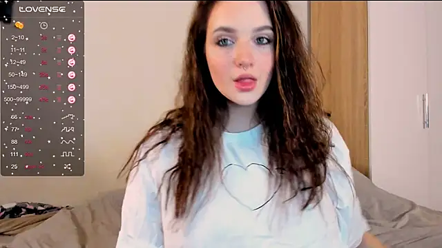 Snapshot of __Latisha__ chatting on 12-16-24, 12:38 Latisha online show from 12-16-24, 12:38