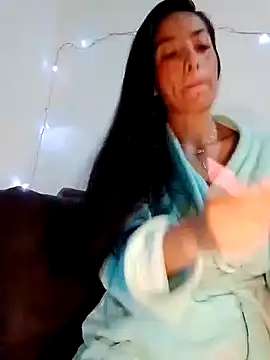 chloewildd  online show from 12-21-24, 09:01