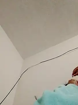 chloewildd  online show from 01-04-25, 11:33