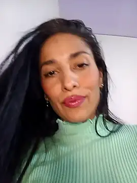 Snapshot of chloewildd_ chatting on 01-10-26, 10:47 chloewildd online show from 01-10-26, 10:47