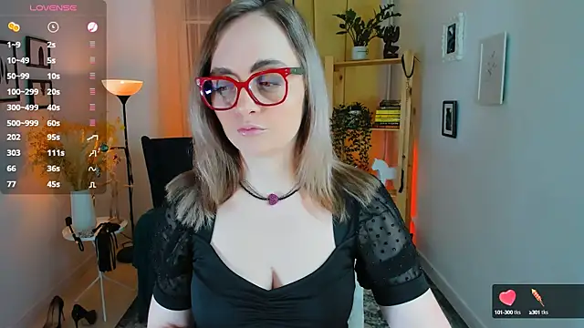 AdelaideRosabel online show from 12-19-24, 10:21