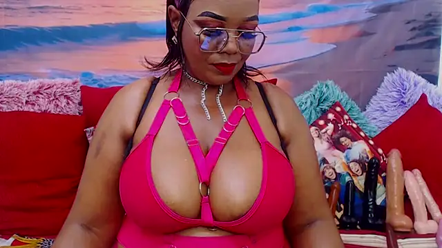 Snapshot of MATURExxxASS chatting on 05-12-26, 05:37 MATURExxxASS online show from 05-12-26, 05:37
