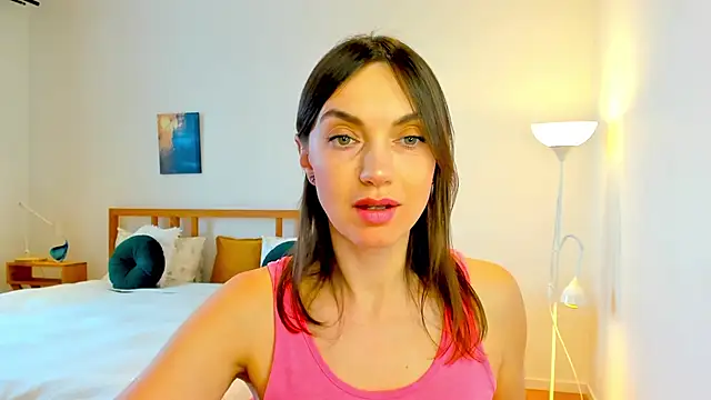 LovelyeeMia online show from 12-20-24, 11:32