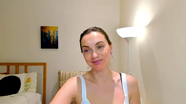 LovelyeeMia online show from 12-21-24, 04:46