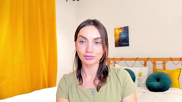 LovelyeeMia online show from 12-29-24, 06:16