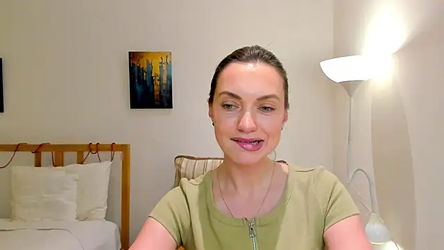 LovelyeeMia online show from 01-03-25, 01:58