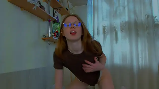 Fire Luna online show from 03-26-26, 09:15