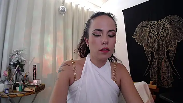 Snapshot of AmaRiv chatting on 12-11-24, 06:42 AmaRiv online show from 12-11-24, 06:42