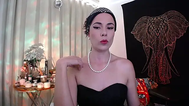 Snapshot of AmaRiv chatting on 12-22-24, 09:31 AmaRiv online show from 12-22-24, 09:31