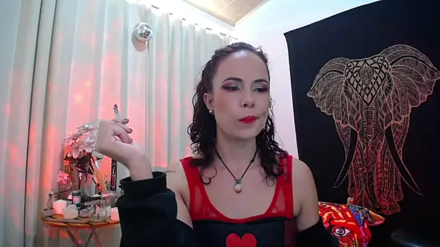 Snapshot of AmaRiv chatting on 12-28-24, 09:08 AmaRiv online show from 12-28-24, 09:08