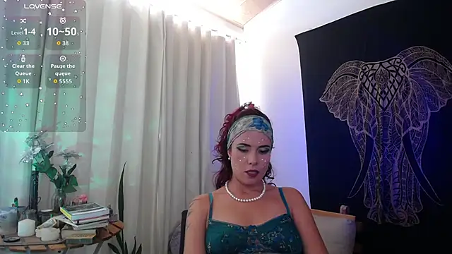 Snapshot of AmaRiv chatting on 11-06-25, 04:30 AmaRiv online show from 11-06-25, 04:30