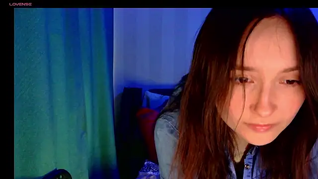 LilyXSky online show from 10-07-25, 01:30