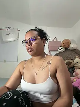 Snapshot of angela_angels_ chatting on 02-12-26, 08:42 angela angels online show from 02-12-26, 08:42