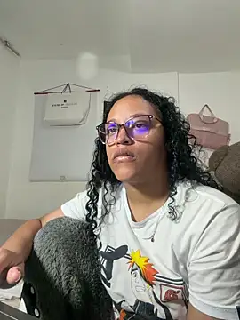 Snapshot of angela_angels_ chatting on 03-24-26, 08:08 angela angels online show from 03-24-26, 08:08