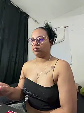 angela angels  online show from 05-02-26, 04:17