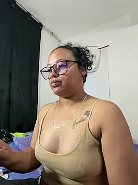 Snapshot of angela_angels_ chatting on 07-15-26, 03:45 angela angels online show from 07-15-26, 03:45