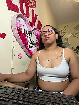 Snapshot of angela_angels_ chatting on 07-31-26, 03:17 angela angels online show from 07-31-26, 03:17