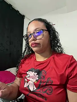 Snapshot of angela_angels_ chatting on 08-04-26, 01:53 angela angels online show from 08-04-26, 01:53