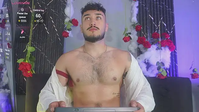 Snapshot of Zionmattis chatting on 02-13-26, 01:45 Zionmattis online show from 02-13-26, 01:45