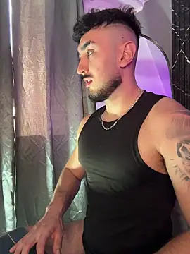 Snapshot of Zionmattis chatting on 03-15-26, 10:05 Zionmattis online show from 03-15-26, 10:05